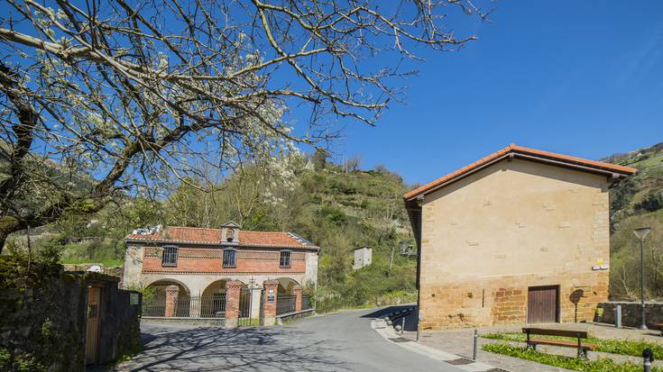 Madalenako baseliza eta ospitalea ezagutzeko bisita gidatua izango da zapatuan