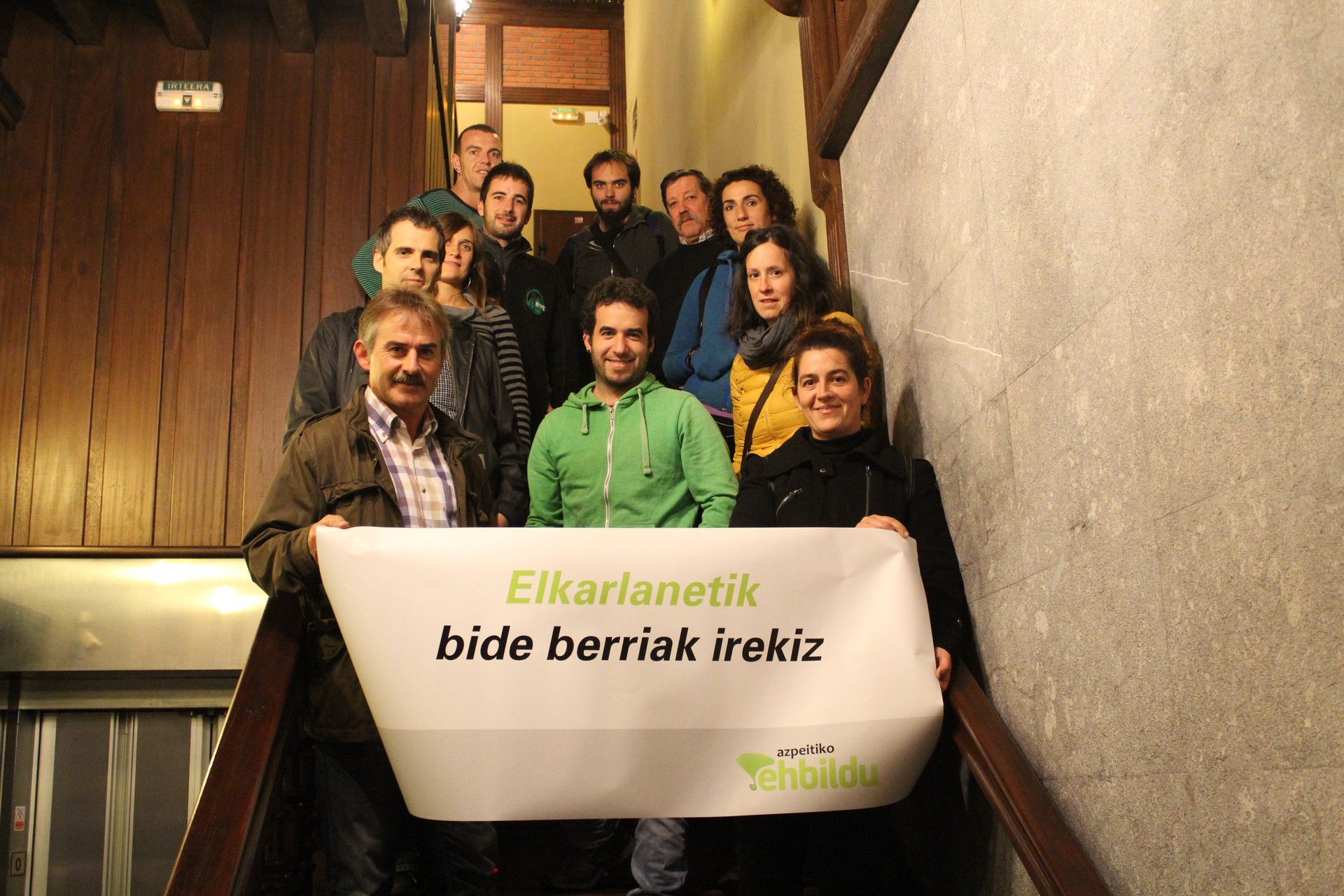 Elkarlanetik bide berriak eraikiz