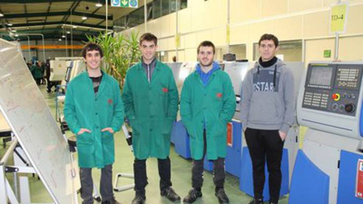 Eneko Barkin EuskoSkills olinpiadetara, eta Jon Lapeira EuroSkills 2016 probara 