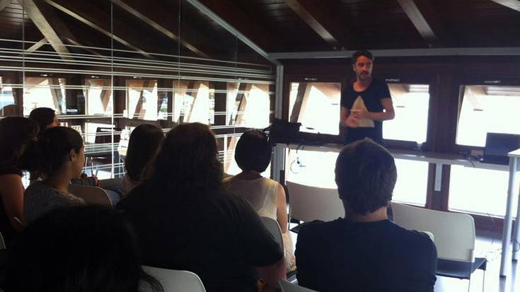 Mintzalagunek Zuhaitz Gurrutxagaren bisita izan zuten ikasturte amaieran