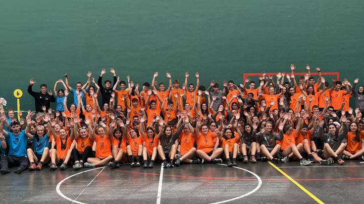Euskaraz iritsi da abentura Zarautzera