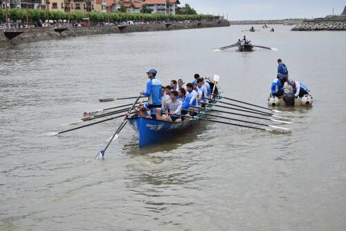 Marina de Cudeyoko banderetan lehiatuko dira bihar Zarauzko traineruak