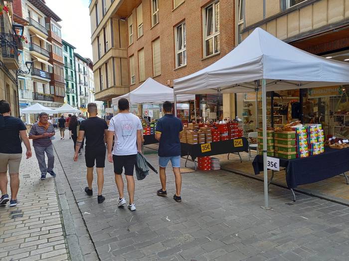Dendak kalera aterako ditu Gertu elkarteak larunbatean