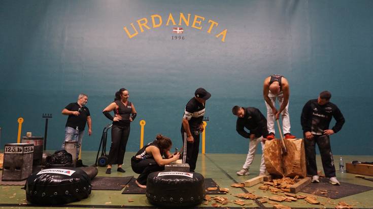 Herri kirol erakustaldiarekin agurtu dituzte sanmartinak Urdanetan