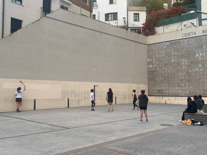 Aste honetan jokatuko dira emakumeen pala txapelketako azken partidak