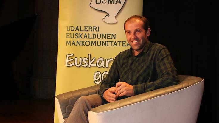 Josu Labaka: "Kolore desberdinetako politikariek helburu berekin egingo dugu lan"