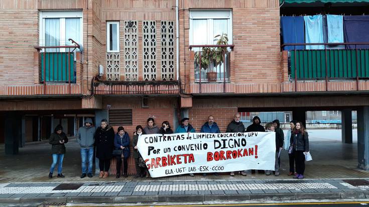 Garbitasuneko langileek kontzentrazioa egin dute