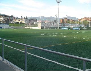 Futbola, bazkaria eta mertxan lehiaketaren sari banaketa, biharko 'Eman ostikoa faxismoari' jardunaldian
