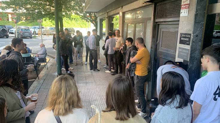 Auzoko festen atariko, triki-bertso poteoak alaitu du Sanjuandegi