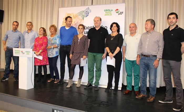 Hamar konpromisotan banatutako programa aurkeztu du EAJk udal hauteskundeetarako