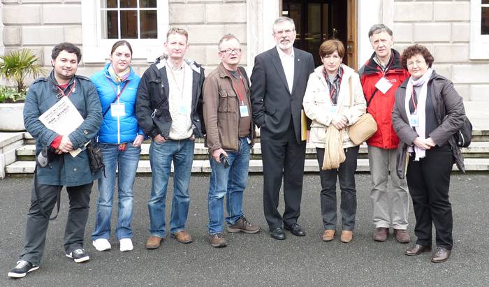 Azpeitiarrak Gerry Adamsekin Dublinen