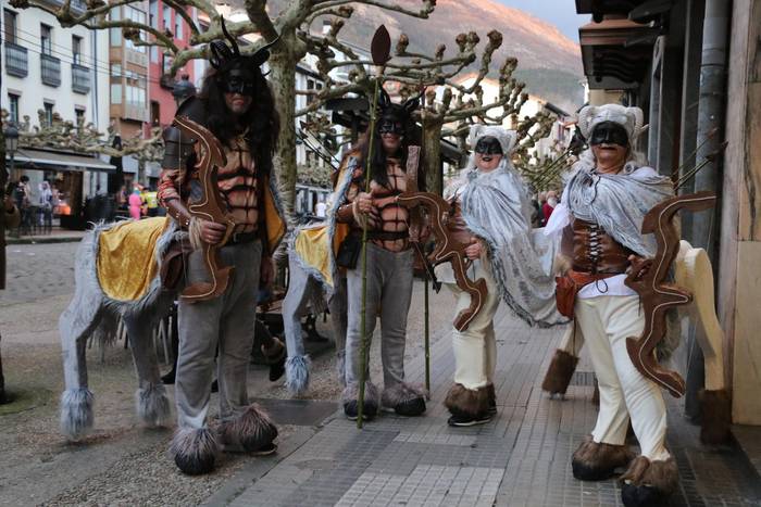 Bihar amaituko da inauterietako mozorro lehiaketetan izena emateko epea