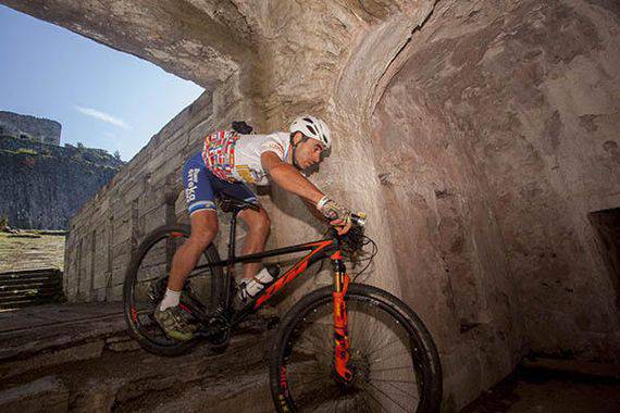 Joseba Albizu azpeitiarra hirugarren, Alpeetako Iron Bike proban
