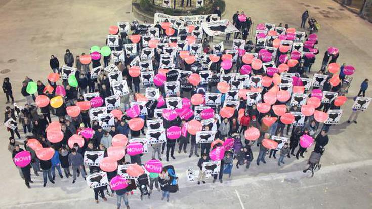Euskal presoen eskubideen alde zapatuan Bilbon egingo den manifestaziorako autobusa antolatu dute