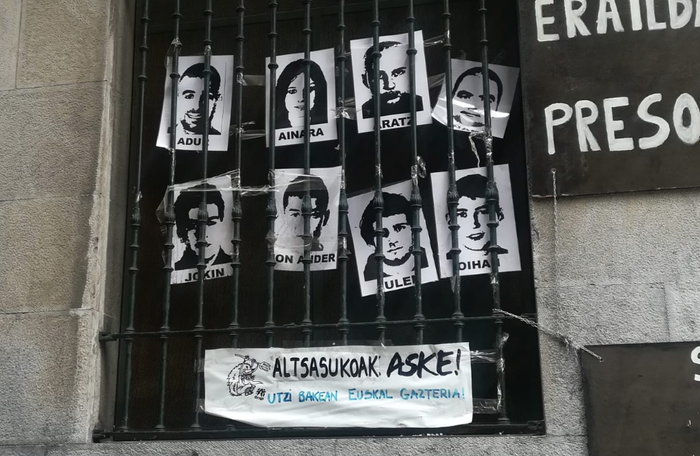 Altsasuko gazteen zigorra berrestearen aurkako manifestaziora joateko autobusa antolatu dute Azpeititik
