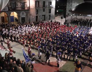 Azpeitiarrek kalean gozatuz agurtu dituzte aurtengo sansebastianak