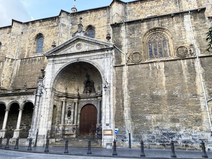 Bakearen aldeko elkarretaratzea egingo dute igande eguerdian