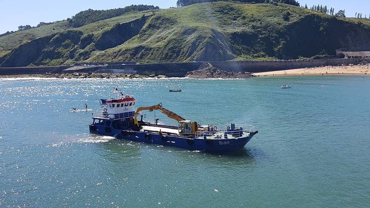 Dragatze lanak hasiko dituzte astelehenean Zumaiako bokalean