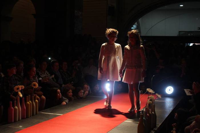 Apirilean Azpeitian egingo den moda desfilerako modeloak behar ditu Bertanek
