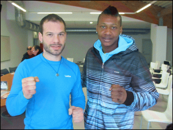 Boxeolari amateur eta profesionalak lehiatuko dira larunbatean Zarautzen Euskal Konbaten