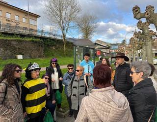 Mozorrotuta egin dute gaurko ibilaldia Pasira egitasmoko kideek