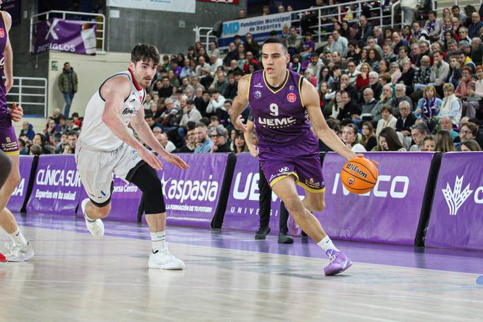 Biele ISBk azken hatsean galdu ditu partida eta lidergoa Valladoliden