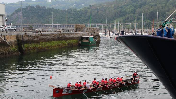 Gipuzkoako Traineru Txapelketan lehiatu dira herriko bi traineruak