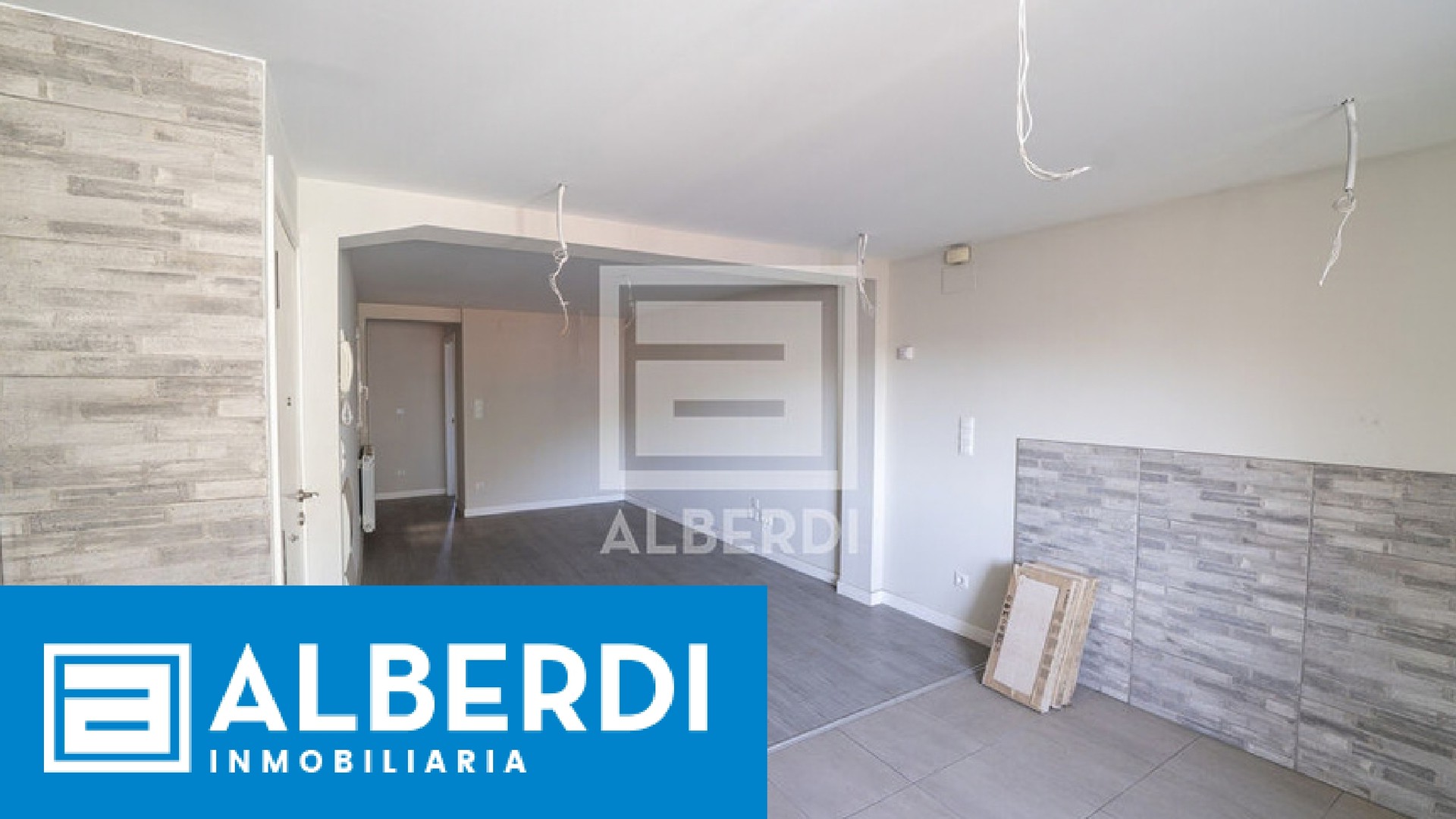Alberdi Inmobiliaria: bi logelako etxebizitza salgai Aizkibel kalean