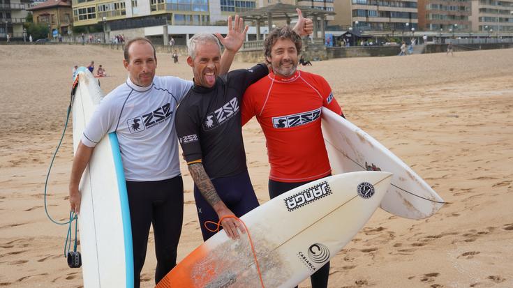 Hasi da Zarauzko surflarien festa