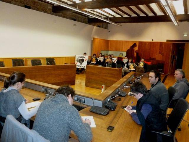 Zumaiako Bilduk eta EAJk elkar kritikatu dute Bellonen mozioaren harira