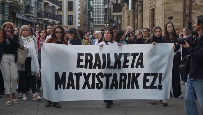 Epaileak behin-behinean espetxera bidali du Zarauzko hilketa matxistaren ustezko egilea