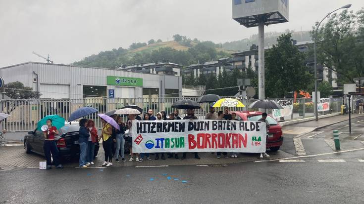 Zarauzko IAT lantegiko beharginek lehen greba eguna dute gaur