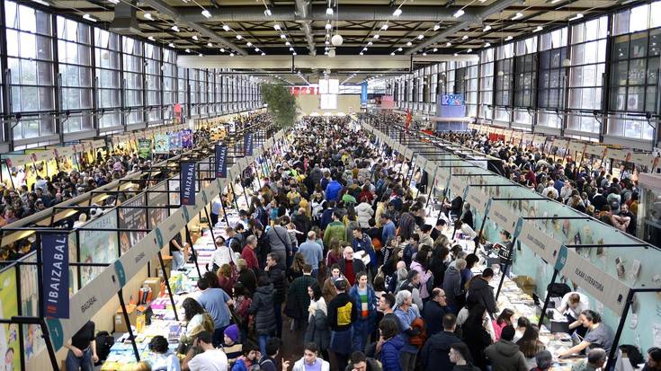 Biharkoa da Durangoko Azokara joateko antolatu duten autobuserako izena emateko azken eguna