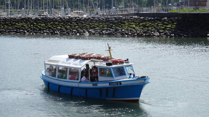 Moila eta Santiagoko hondartza lotzen dituen zerbitzua martxan da astelehenetik