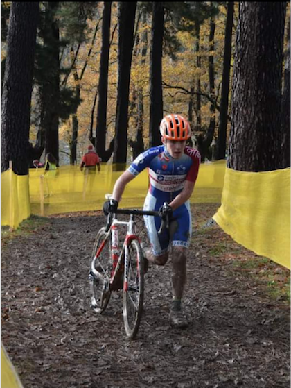 Beñat Sainz, bosgarren kanporaketan