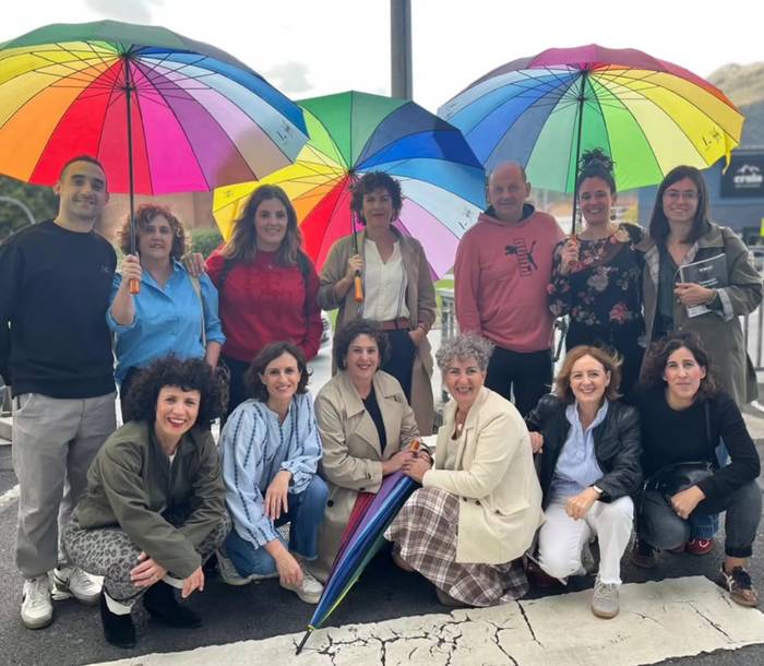 Herriko saltokietan aterkiak jarri ditu Bertanek