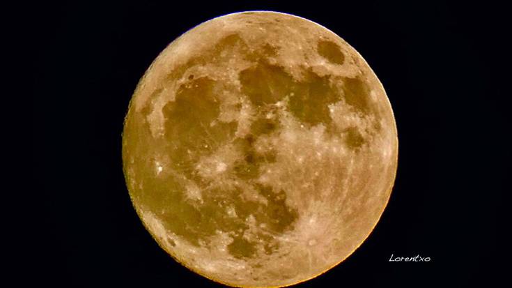 Azaroko ilargi betea