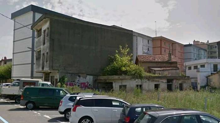 Aste honetan eraitsiko dute Zarautzen Juaristi Aroztegia zena