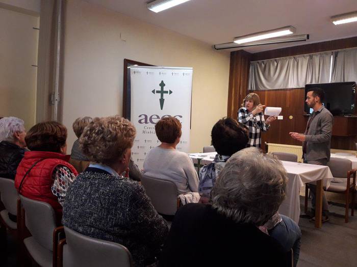 Koloneko minbizia antzemateko probaren garrantzia nabarmendu dute