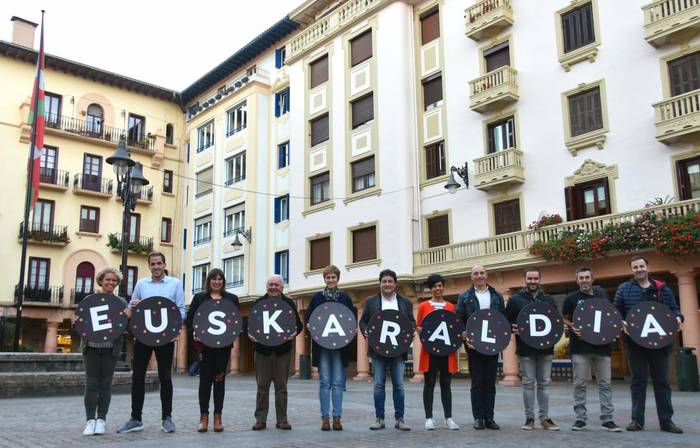 Euskaraldiarekin bat egin du EAJk