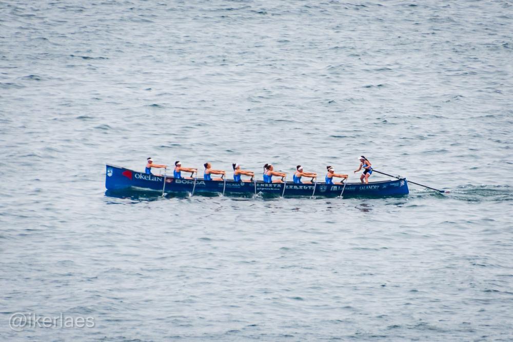 Banderek ihes egin diete Zarautzi, San Juanekin borroka bizian aritu arren