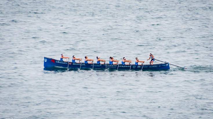 Banderek ihes egin diete Zarautzi, San Juanekin borroka bizian aritu arren
