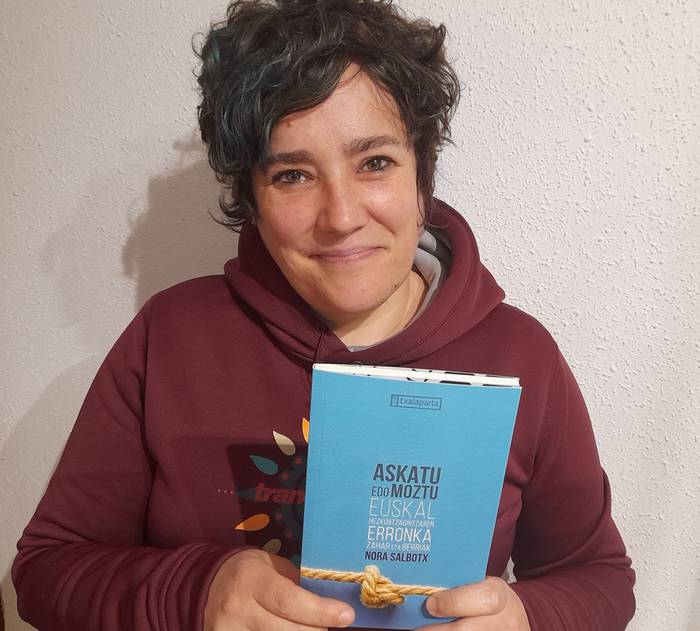 Bilgune Feministak bihar abiatuko ditu genero arauen inguruko kafe tertuliak