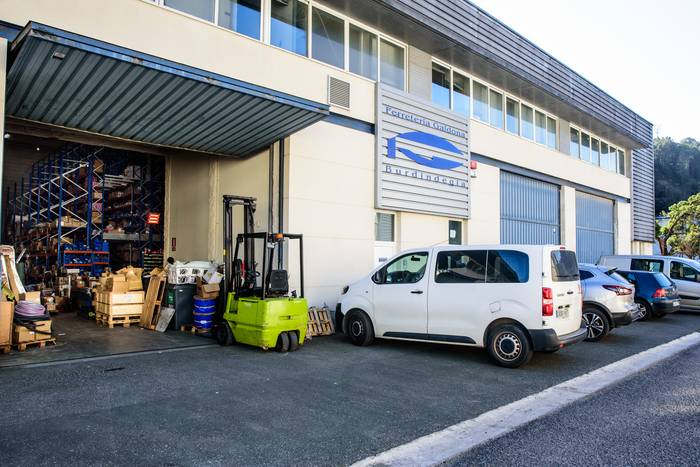 Galdona burdindegia itxiko dute, erretiroagatik