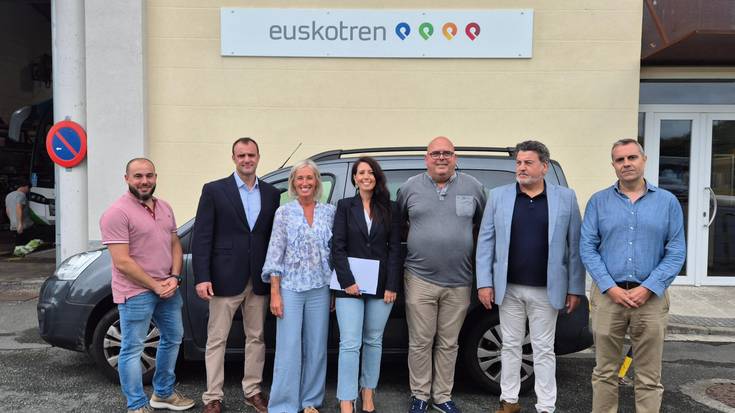 Euskotrenen autobus flotaren erdia berrituko dutela iragarri dute
