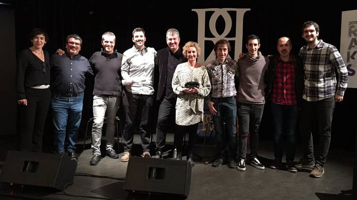 'Ttap' aldizkariak jaso du Rikardo Arregi komunikazio saria