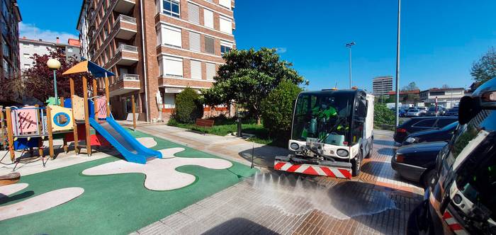 Zarautz Garbia enpresa arduratuko da aurrerantzean kale-garbiketa zerbitzuaz
