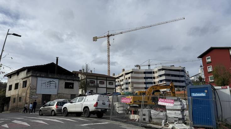 Hasi ditu udalak San Martinen irisgarritasuna hobetzeko eta aparkalekuak eraikitzeko proiektuak