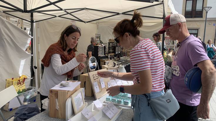 Artisau eta sortzaile azokan postua jarri nahi dutenek zabalik dute izena emateko epea