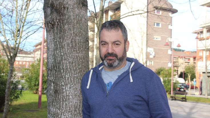 «Harrera familiek, familia giroa eta babesa eskaini behar dute»